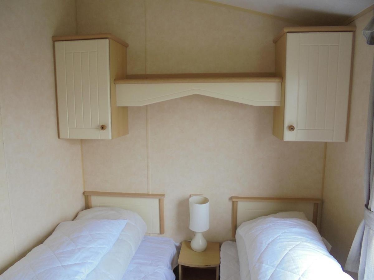 Coral Beach : The Richmond:- 6 Berth, Blow Heated 英戈尔德梅尔斯 外观 照片