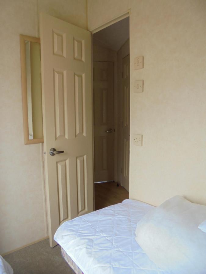 Coral Beach : The Richmond:- 6 Berth, Blow Heated 英戈尔德梅尔斯 外观 照片
